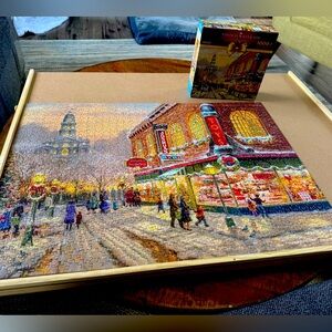 Thomas kinkade holidays puzzle